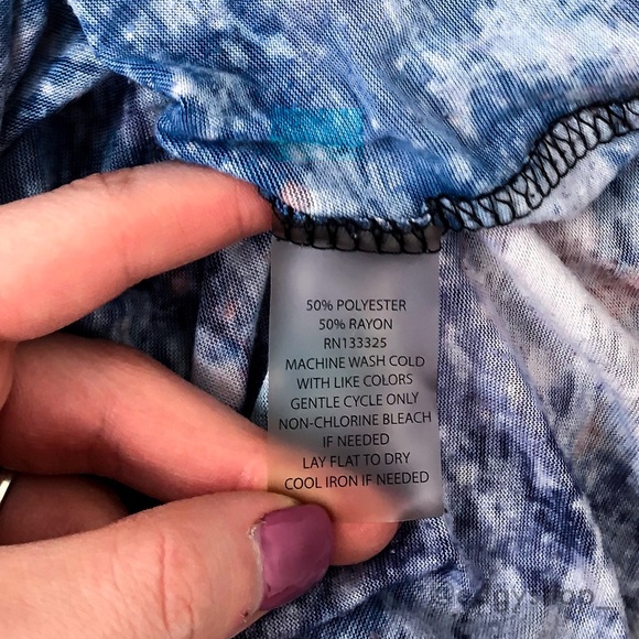 [dELiA*s] Galaxy Floral Burnout Tank Top - Picture 5 of 5